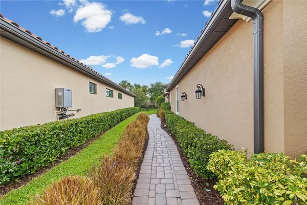 Property Slideshow image 3 of 60 | 11357 callisia dr, Odessa, FL, 33556
