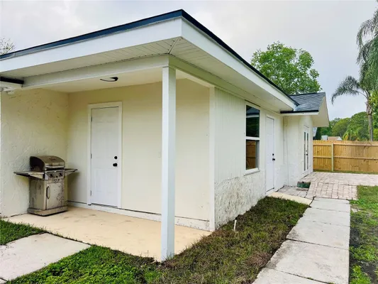 Property Slideshow image 3 of 28 | 801 leeward way, Palm Harbor, FL, 34685