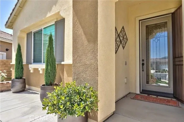 Property Slideshow image 3 of 43 | 26595 opalescent, Menifee, CA, 92584