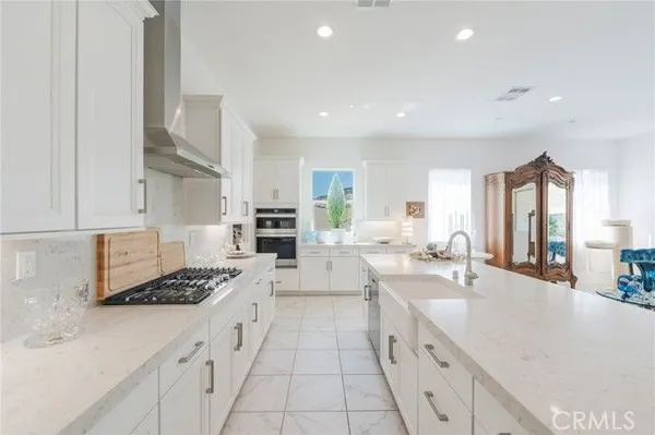 Property Slideshow image 3 of 50 | 11986 sagecrest ct, Corona, CA, 92883