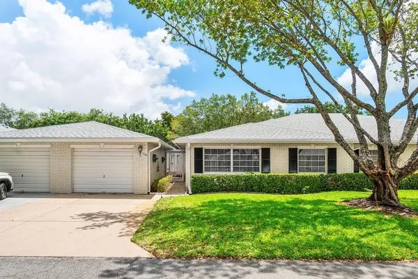 Property Slideshow image 2 of 27 | 10116 s 44th ave 328, Boynton Beach, FL, 33436