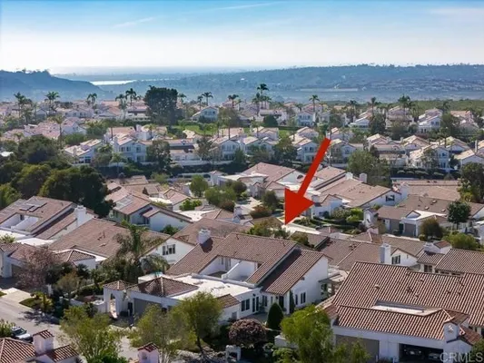 Property Slideshow image 3 of 63 | 4169 rhodes way, Oceanside, CA, 92056