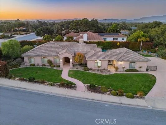 Property Slideshow image 2 of 75 | 616 misty gln, Nipomo, CA, 93444