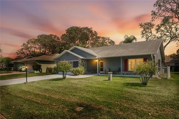 Property Slideshow image 3 of 100 | 2252 pebble beach dr, Spring Hill, FL, 34606