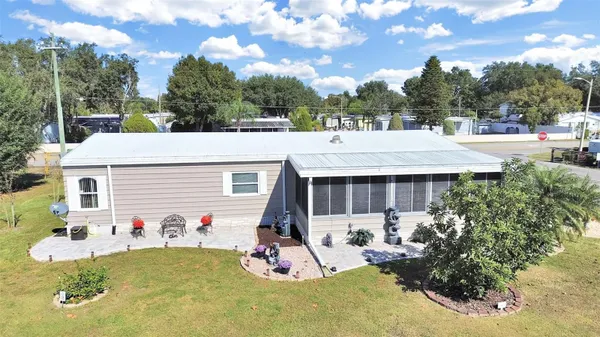 Property Slideshow image 3 of 40 | 5038 foxwood blvd, Lakeland, FL, 33810