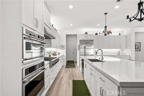 Property Slideshow image 3 of 46 | 24513 via sendero, Valencia, CA, 91354