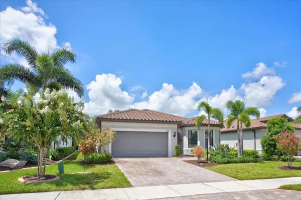 Property Slideshow image 3 of 98 | 7608 viola loop, Bradenton, FL, 34202