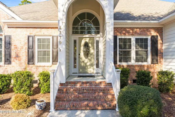 Property Slideshow image 3 of 118 | 4379 gauntlet dr, Southport, NC, 28461