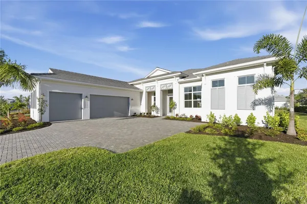 Property Slideshow image 2 of 66 | 8065 nevis run, Bradenton, FL, 34202