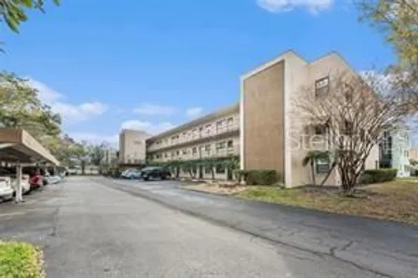 Property Slideshow image 2 of 32 | 5975 terrace park dr n unit 102, St Petersburg, FL, 33709