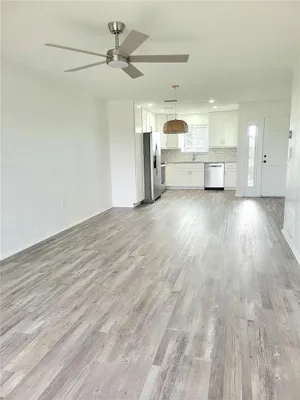 Property Slideshow image 3 of 6 | 957 sandpiper cir, Bradenton, FL, 34209