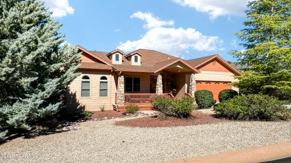 Property Slideshow image 3 of 48 | 806 hoosier pass, Prescott, AZ, 86301