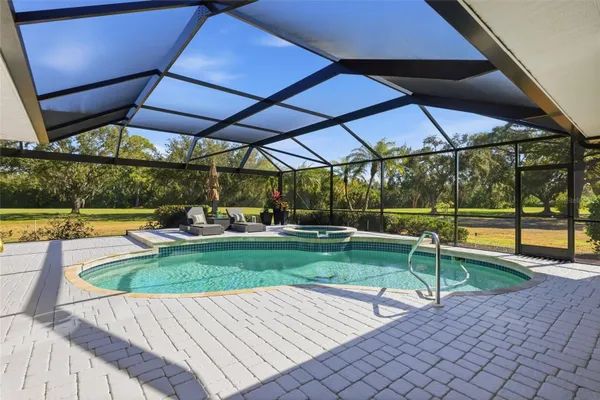 Property Slideshow image 3 of 41 | 7321 links ct, Sarasota, FL, 34243