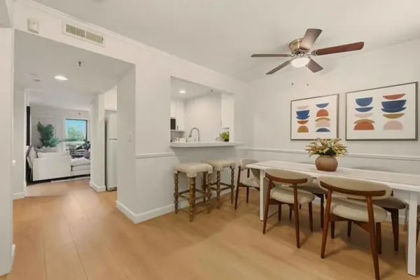 Property Slideshow image 3 of 49 | 576 w parr ave 3, Los Gatos, CA, 95032