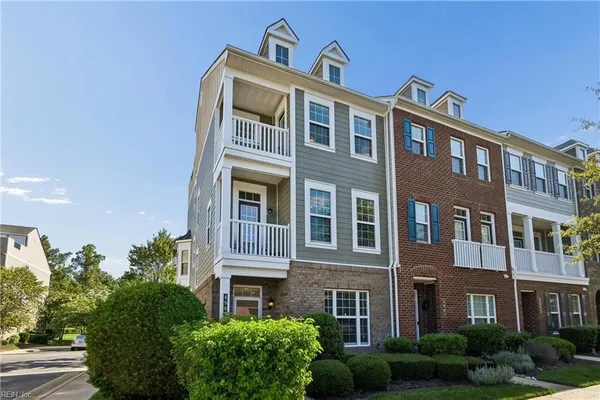 Property Slideshow image 3 of 45 | 4909 settlers market blvd, Williamsburg, VA, 23188