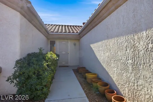 Property Slideshow image 3 of 72 | 8501 stan crest dr, Las Vegas, NV, 89134