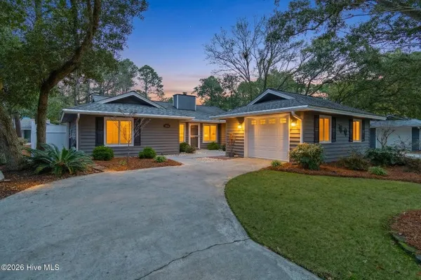Property Slideshow image 3 of 46 | 606 camellia ln, Sunset Beach, NC, 28468
