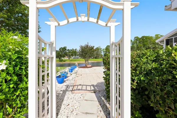 Property Slideshow image 2 of 50 | 1002 el rancho dr, Sun City Center, FL, 33573