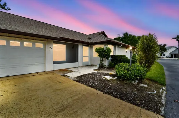 Property Slideshow image 2 of 82 | 1608 comfy ct, Sun City Center, FL, 33573