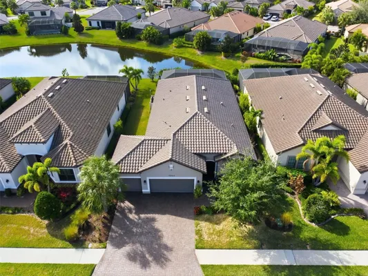 Property Slideshow image 3 of 50 | 10105 batchelder ter, Palmetto, FL, 34221