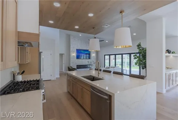 Property Slideshow image 2 of 70 | 2548 golfside dr, Las Vegas, NV, 89134