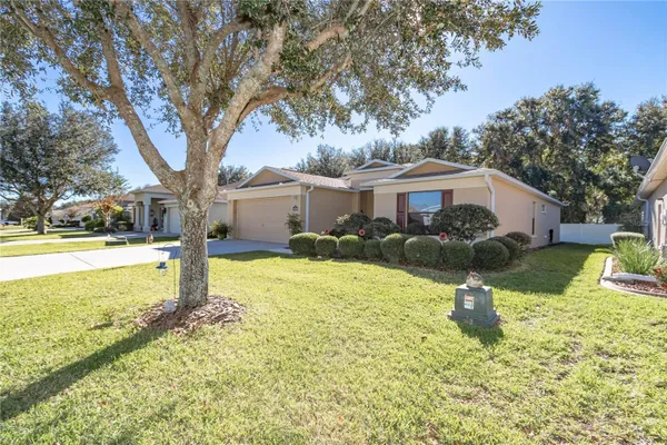Property Slideshow image 2 of 29 | 16465 sw 14th avenue rd, Ocala, FL, 34473