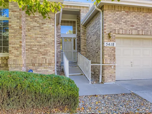Property Slideshow image 2 of 24 | 5418 shetland ct, Highlands Ranch, CO, 80130