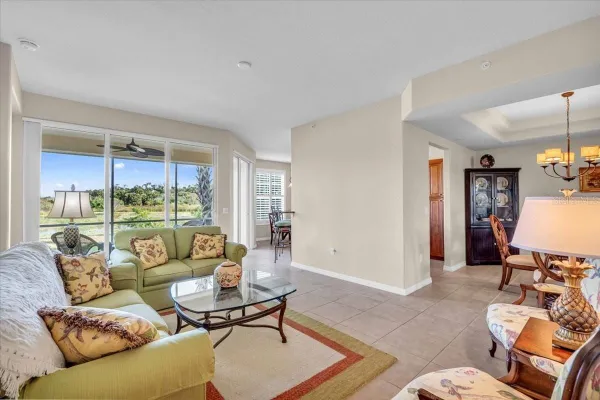 Property Slideshow image 3 of 24 | 1245 burgos dr 304, Sarasota, FL, 34238