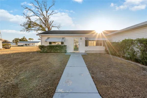 Property Slideshow image 2 of 25 | 17574 se 106th ave, Summerfield, FL, 34491