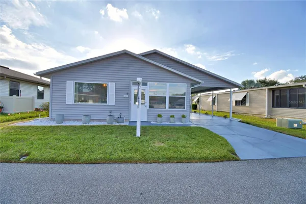 Property Slideshow image 2 of 60 | 4823 colonnades cir, Lakeland, FL, 33811