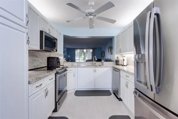 Property Slideshow image 3 of 33 | 9539 weldon cir f201, Tamarac, FL, 33321