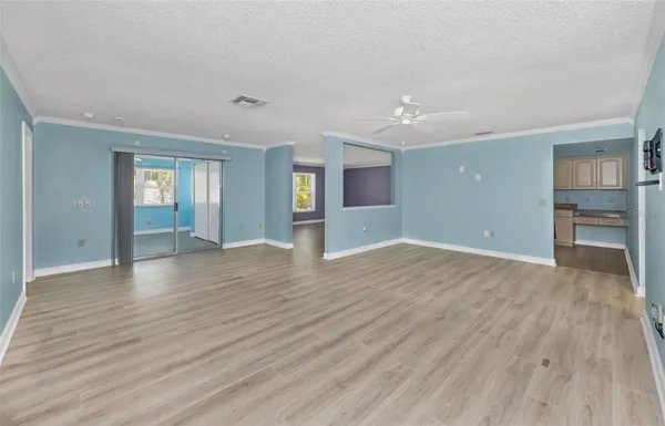 Property Slideshow image 3 of 33 | 3957 tarpon pointe cir, Palm Harbor, FL, 34684