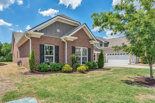 Property Slideshow image 3 of 32 | 7112 maddenwood ln, Hermitage, TN, 37076