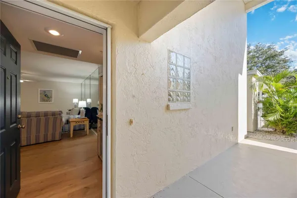 Property Slideshow image 3 of 75 | 821 montrose dr unit 103, Venice, FL, 34293