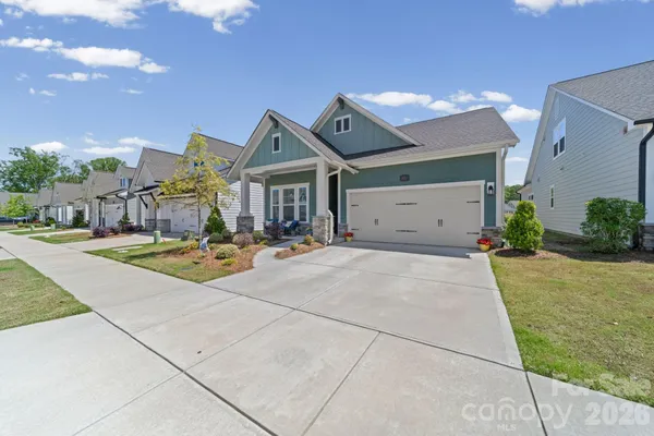 Property Slideshow image 2 of 46 | 1133 idyllic ln, Waxhaw, NC, 28173