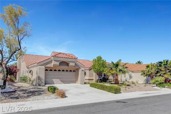 Property Slideshow image 3 of 54 | 2505 palmridge dr, Las Vegas, NV, 89134