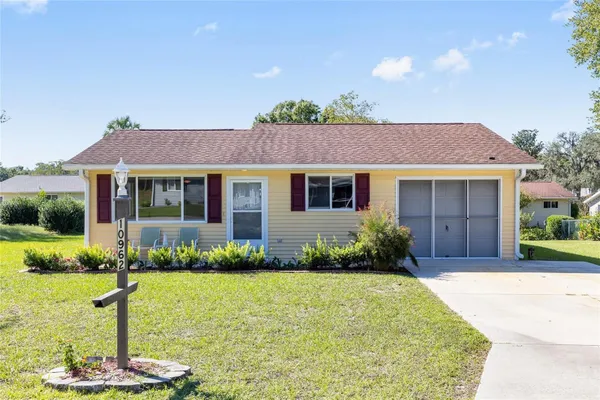 Property Slideshow image 2 of 47 | 10962 sw 80th ct, Ocala, FL, 34481