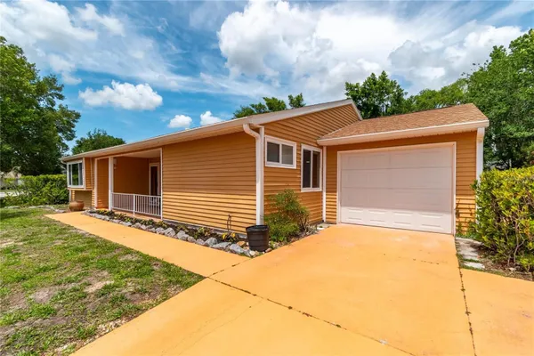 Property Slideshow image 3 of 37 | 10886 sw 90th ter, Ocala, FL, 34481