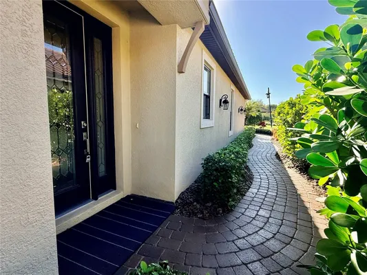 Property Slideshow image 3 of 65 | 10114 highland park pl, Palmetto, FL, 34221