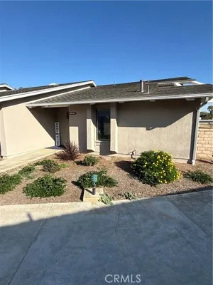 Property Slideshow image 3 of 14 | 8565 trinity cir 824d, Huntington Beach, CA, 92646