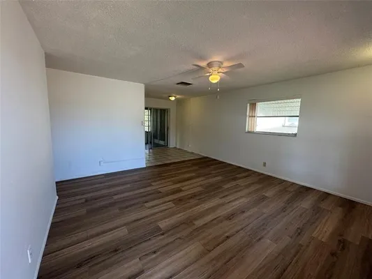 Property Slideshow image 3 of 14 | 4949 nw 48th way, Tamarac, FL, 33319