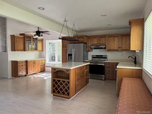 Property Slideshow image 3 of 31 | 41 canongate ln, Highlands Ranch, CO, 80130