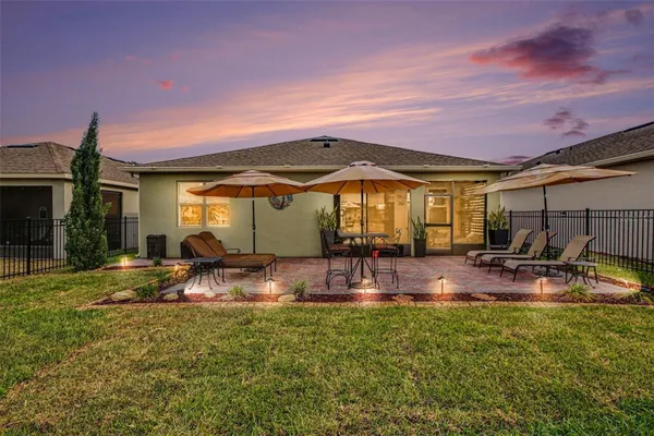 Property Slideshow image 2 of 35 | 17651 blazing star cir, Clermont, FL, 34714