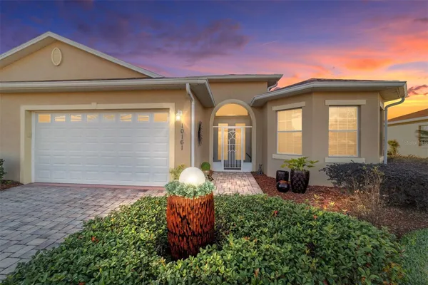 Property Slideshow image 2 of 53 | 10161 mainsail dr, Oxford, FL, 34484