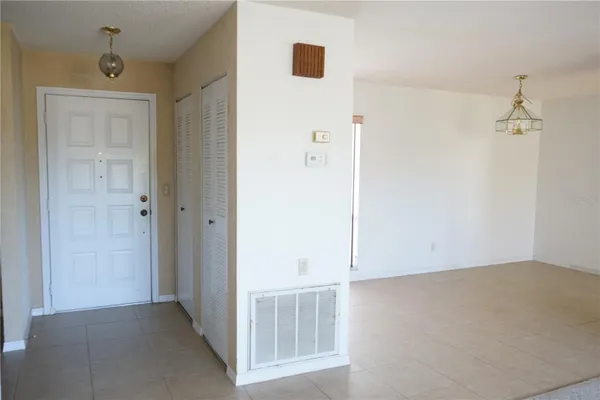 Property Slideshow image 3 of 42 | 302 bryce ct, Sun City Center, FL, 33573