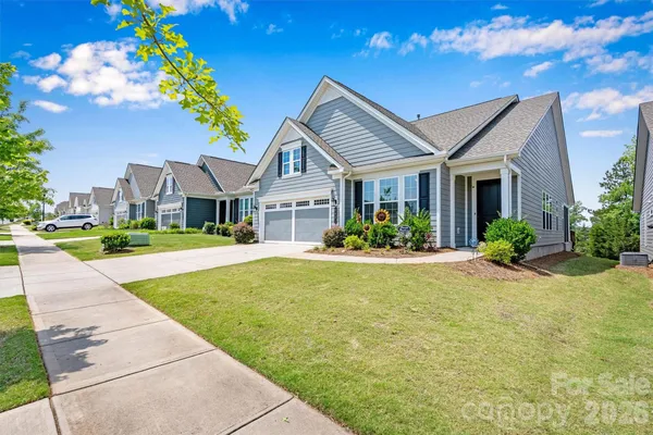 Property Slideshow image 2 of 43 | 6601 good news dr, Charlotte, NC, 28215