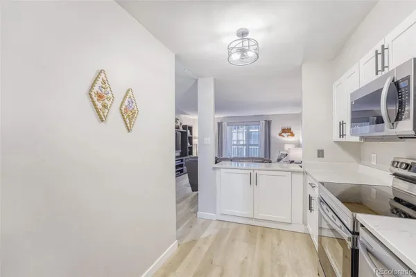 Property Slideshow image 2 of 24 | 13618 e bethany pl apt 203, Aurora, CO, 80014