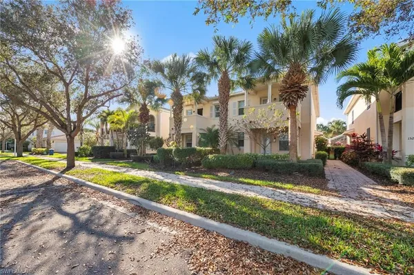 Property Slideshow image 2 of 48 | 15263 laughing gull ln, Bonita Springs, FL, 34135
