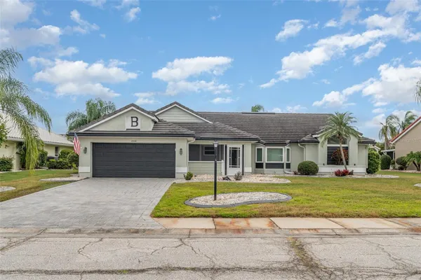 Property Slideshow image 2 of 31 | 2048 berry roberts dr, Sun City Center, FL, 33573