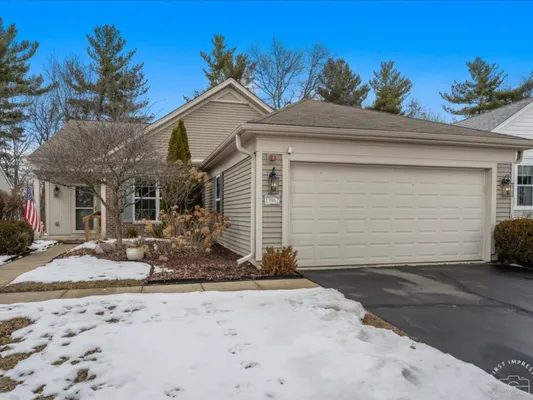 Property Slideshow image 2 of 20 | 13962 redmond dr, Huntley, IL, 60142